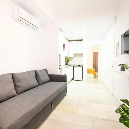 Francisco Cano By 10tosea Apartment