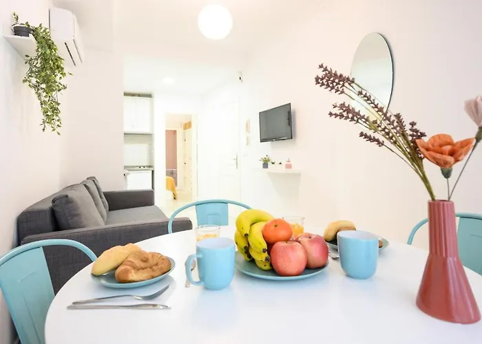 Francisco Cano By 10tosea Apartment